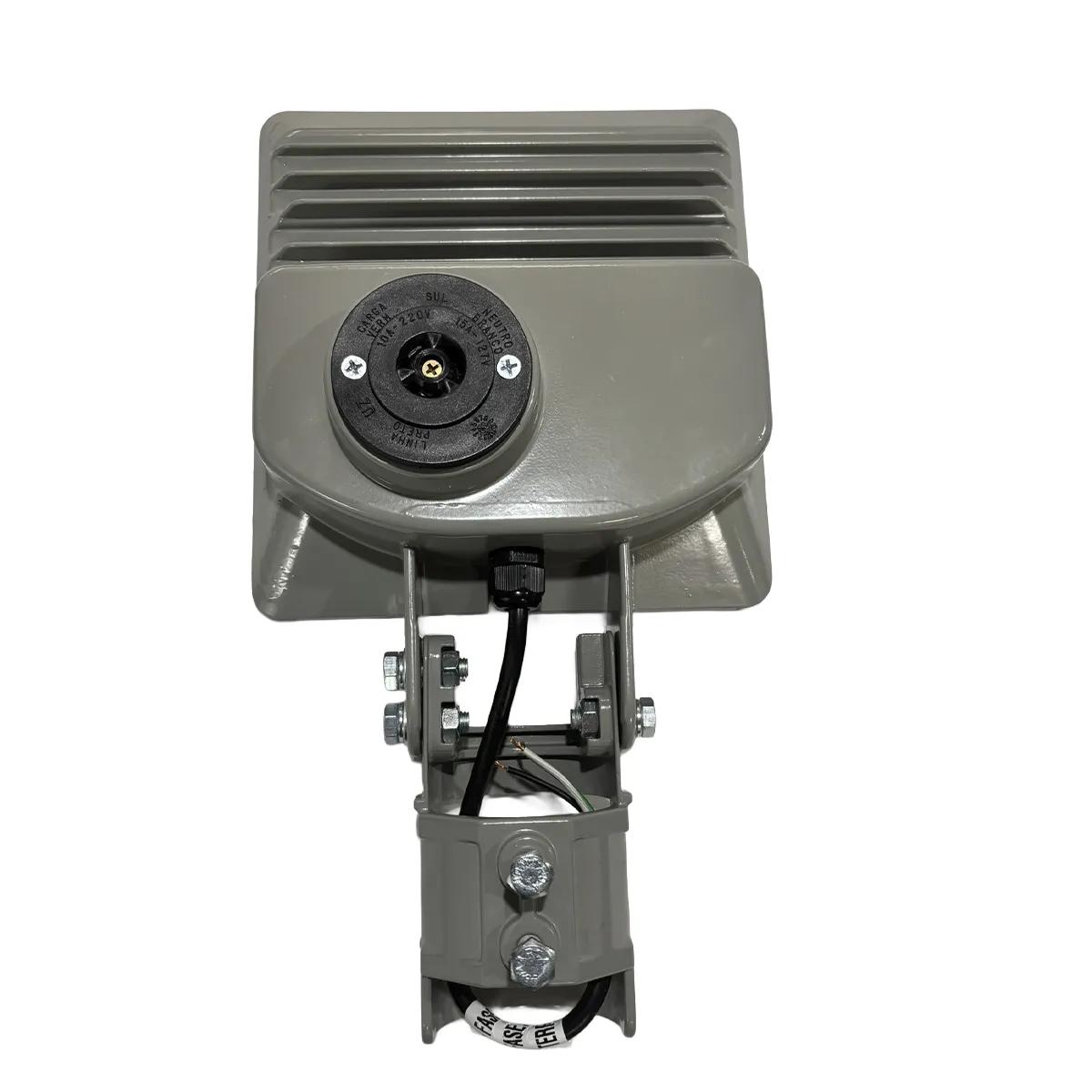 Luminária Pública LED 4000K - Base 3 Pinos - 30W a 240W - Bivolt 150 lm/W - Miniatura 5