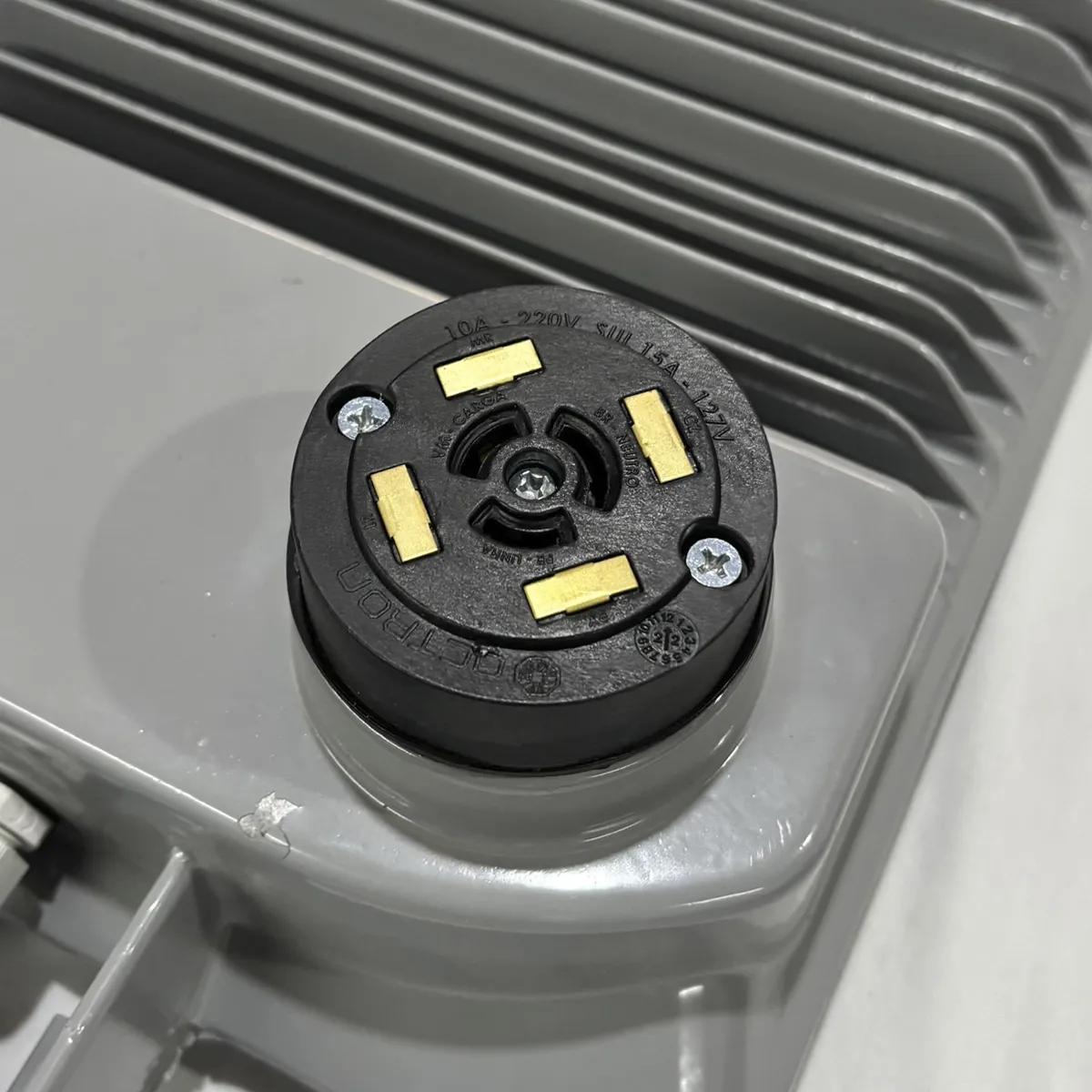 Luminária Pública LED 5000K - Base 7 Pinos - 30W a 240W - Bivolt 150 lm/W - Miniatura 5